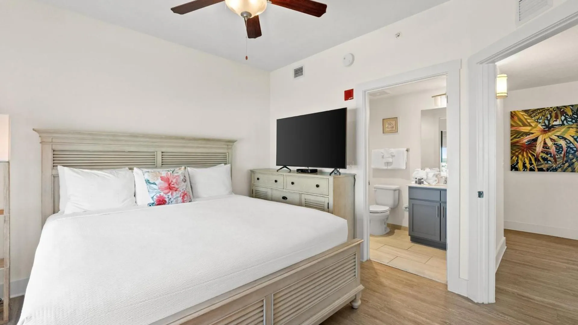 Apartment Calypso Resort Tower 3 By Panhandle Getaways Panama City Beach