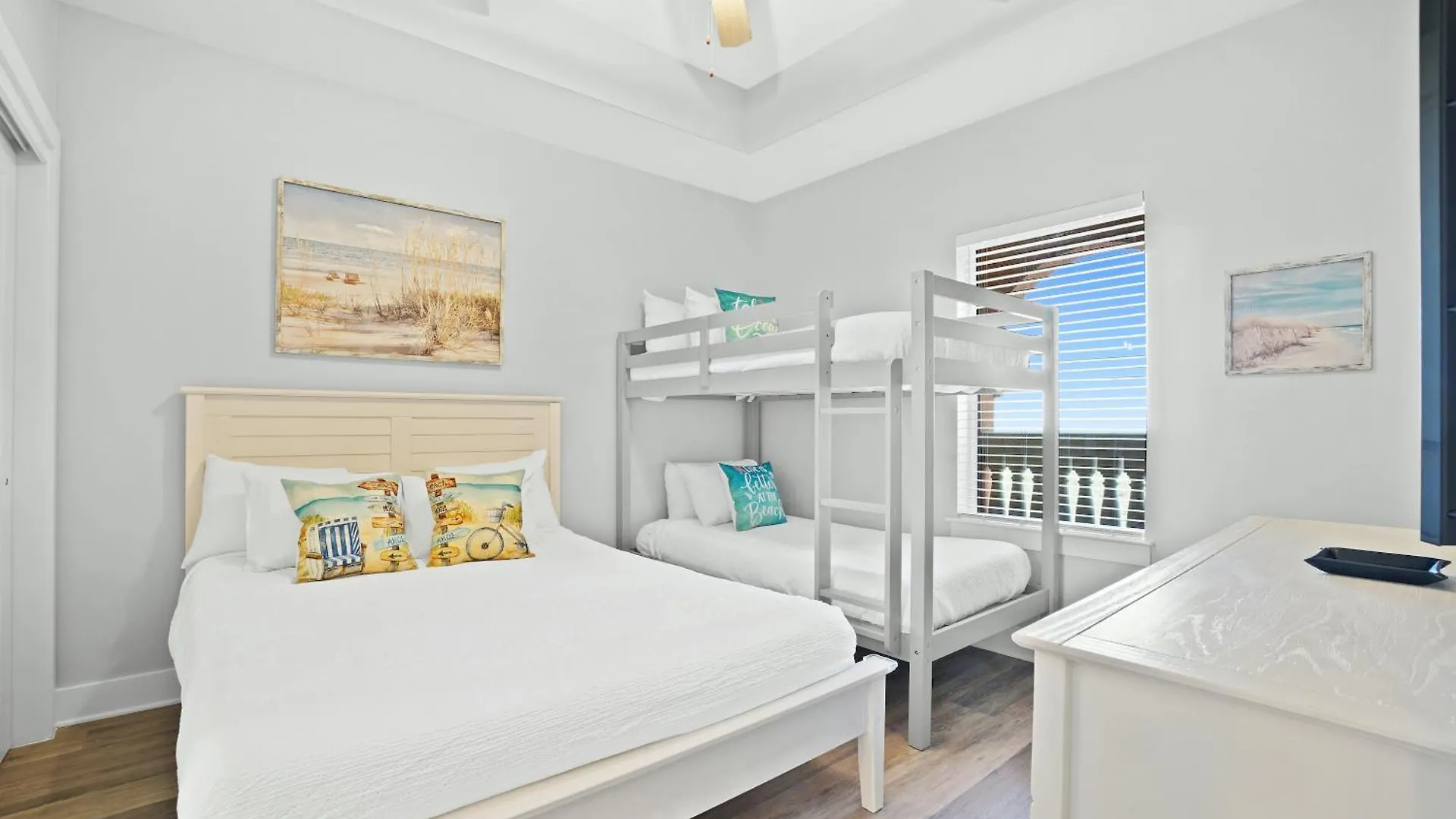 Apartment Calypso Resort Tower 3 By Panhandle Getaways Panama City Beach United States