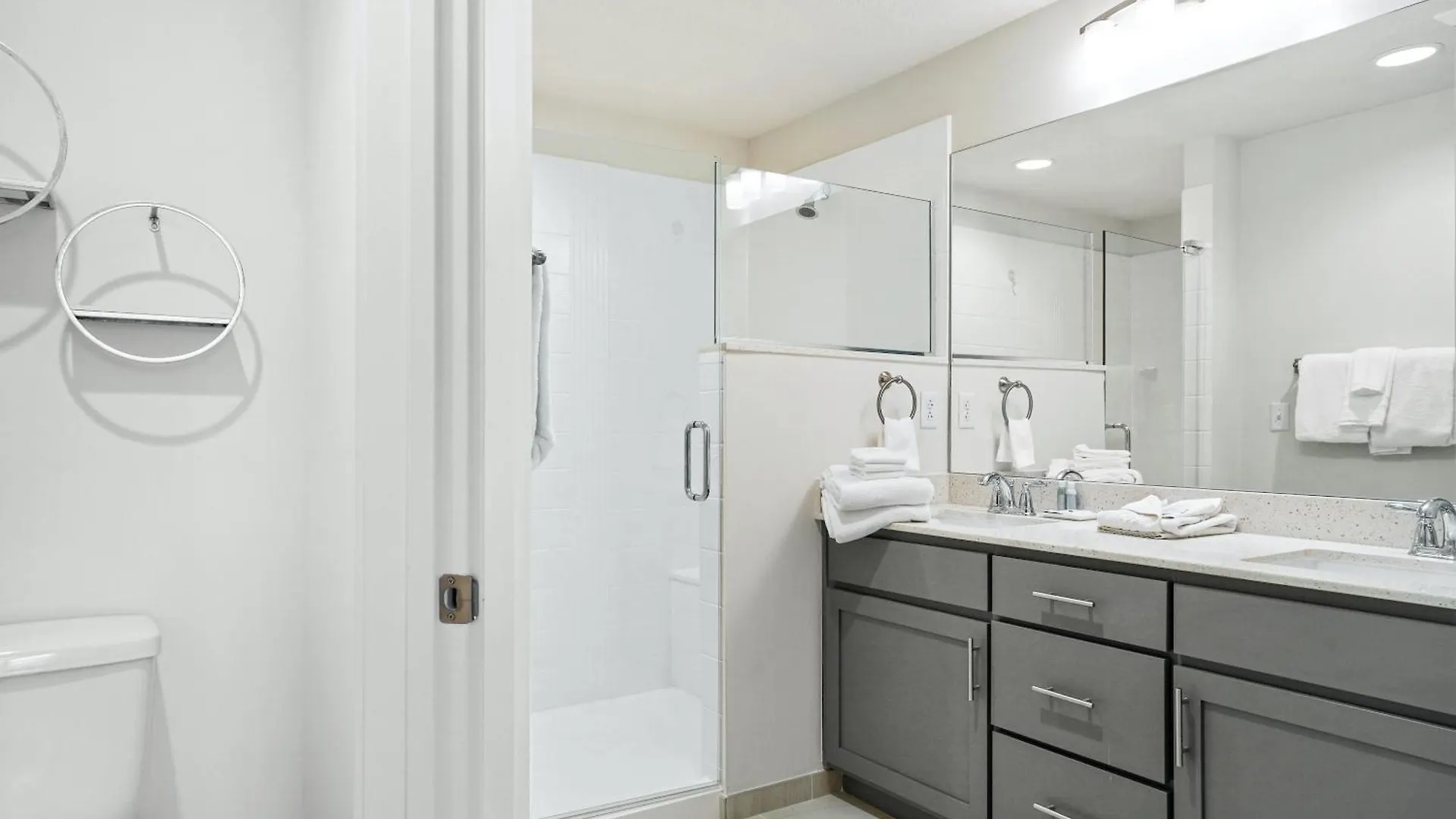 Apartment Calypso Resort Tower 3 By Panhandle Getaways Panama City Beach