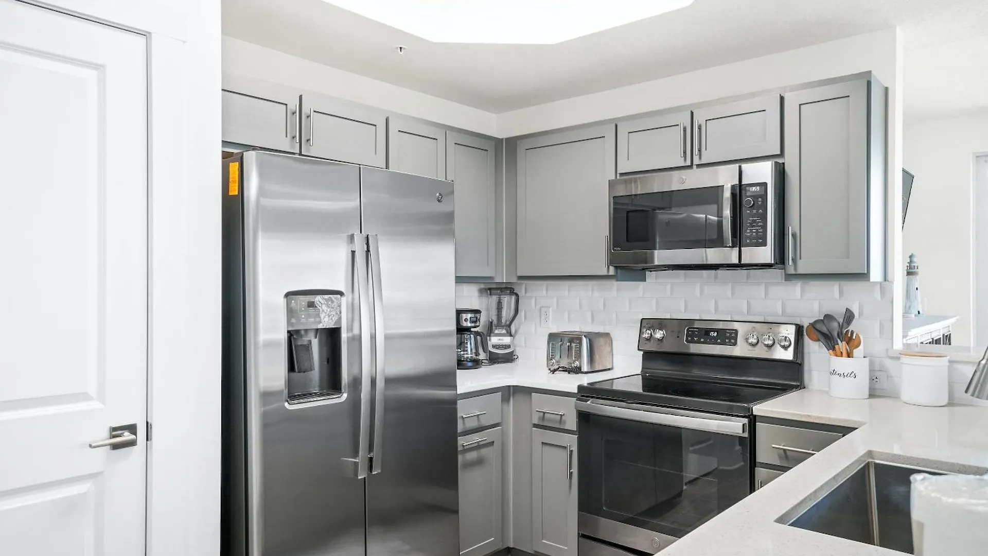 Calypso Resort Tower 3 By Panhandle Getaways Panama City Beach Apartment